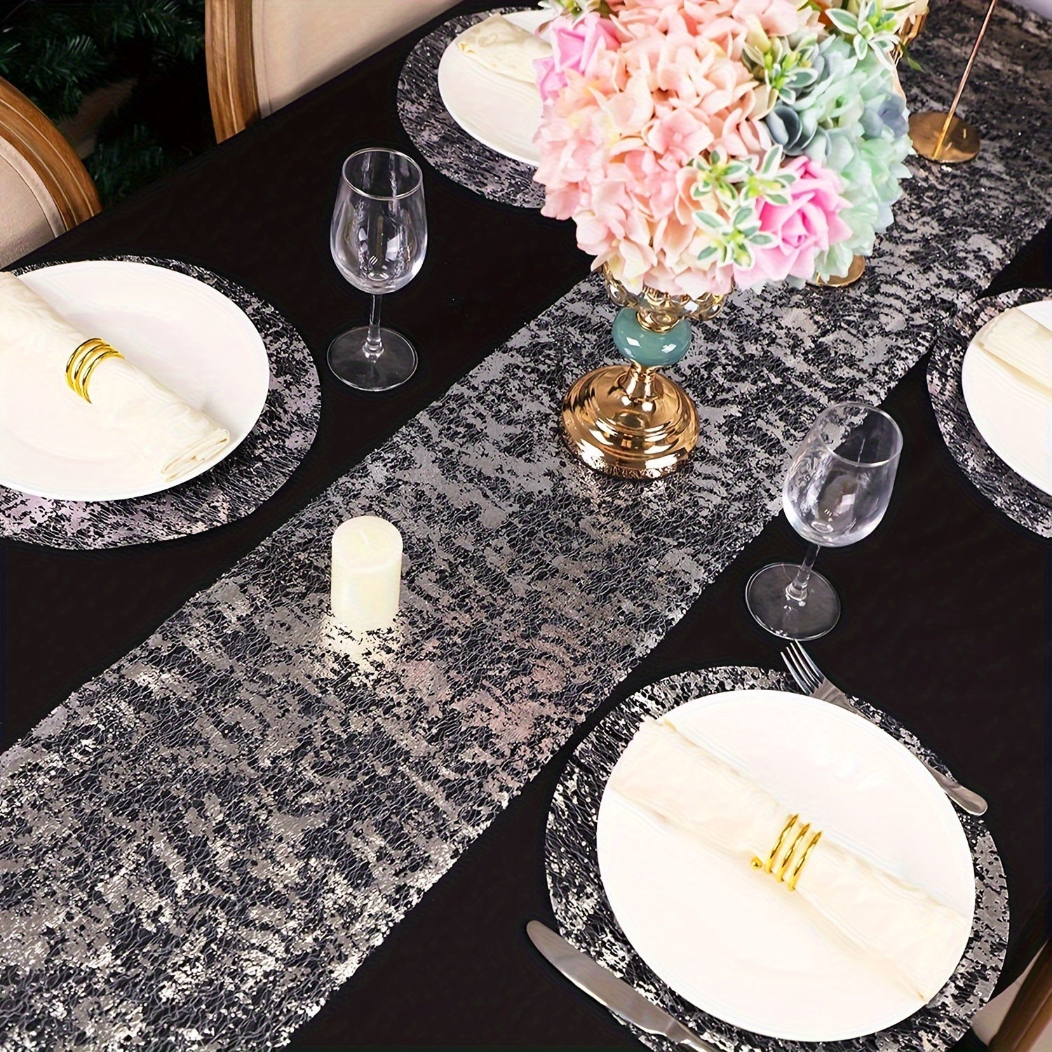 Juego de 12 posavasos dorados con diseño de cuadrícula de foil para proteger mesas