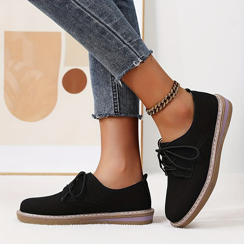 Women's Lace-Up Flats with Brogue Embellishment All-Season Comfort Man-Made Materials