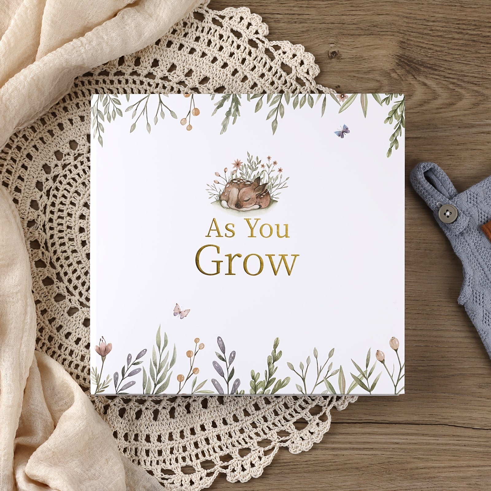 1-qismli Xotira Kitobi O'g'il yoki Qizlar Uchun - Birinchi 5 Yil Jurnali - Genderga Nisbatan Neytral Sovg'a - Yangi Ota-Onalar Uchun Scrapbook yoki Foto Albom - Tug'ilishdan 5 Yoshgacha Har Bir Muvofiqlikni Qayd Etish.