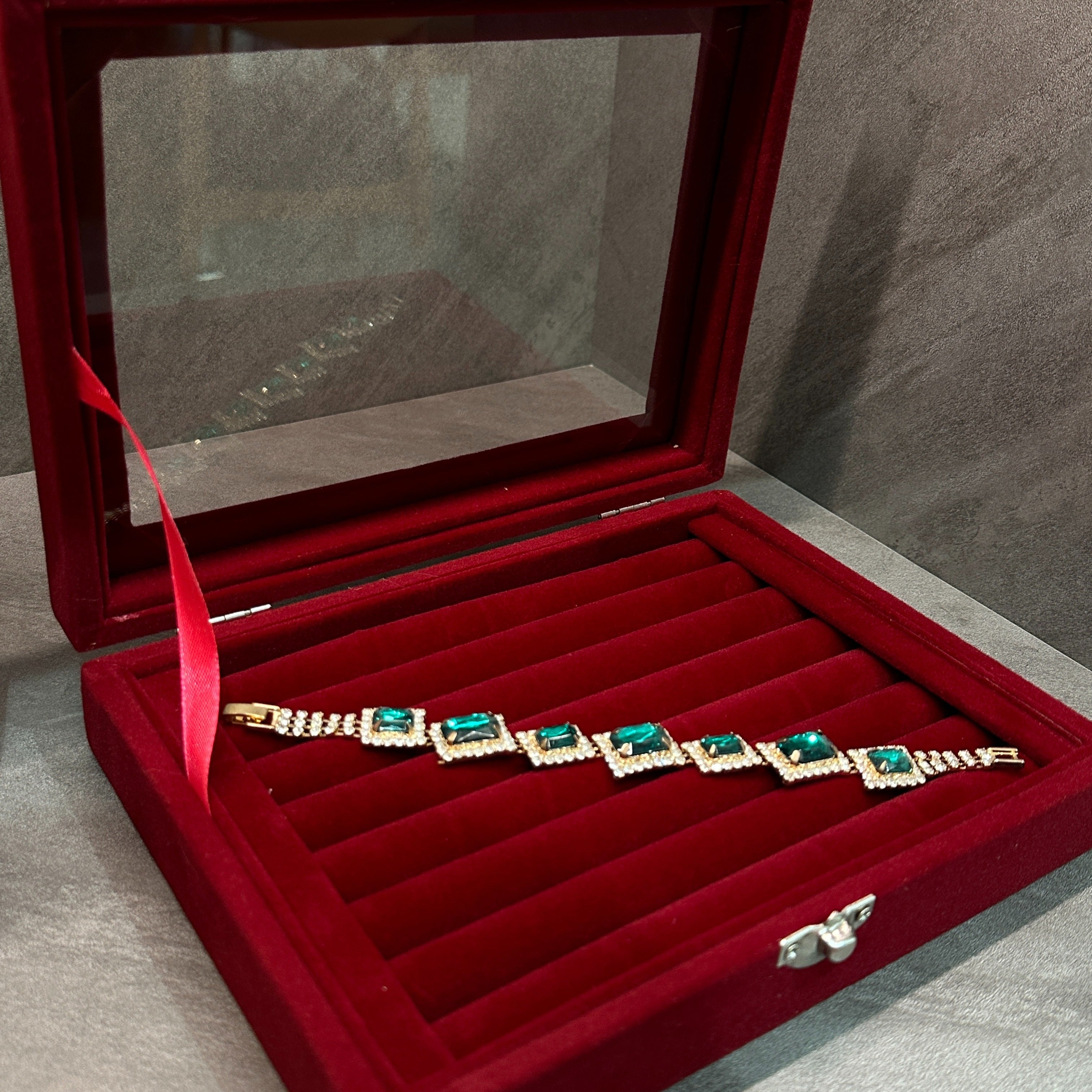 Shisha zargarlik qutisi, mato ichki qismi va uzuk uchun rolik bilan, kichik aksessuarlarni tartibga solish uchun