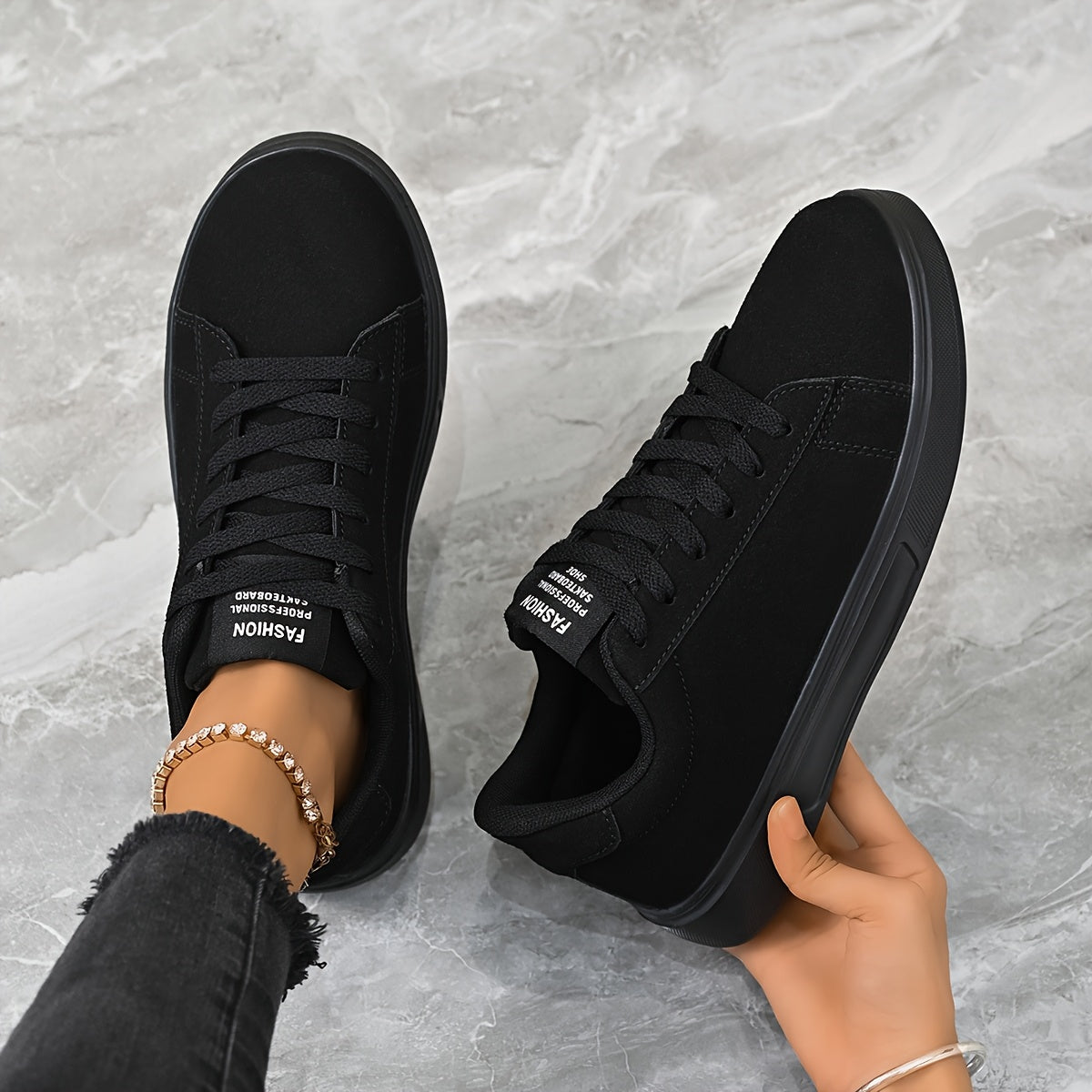 Women's Lightweight Casual Sneakers with Lace-Up Closure Black All-Season Shoes