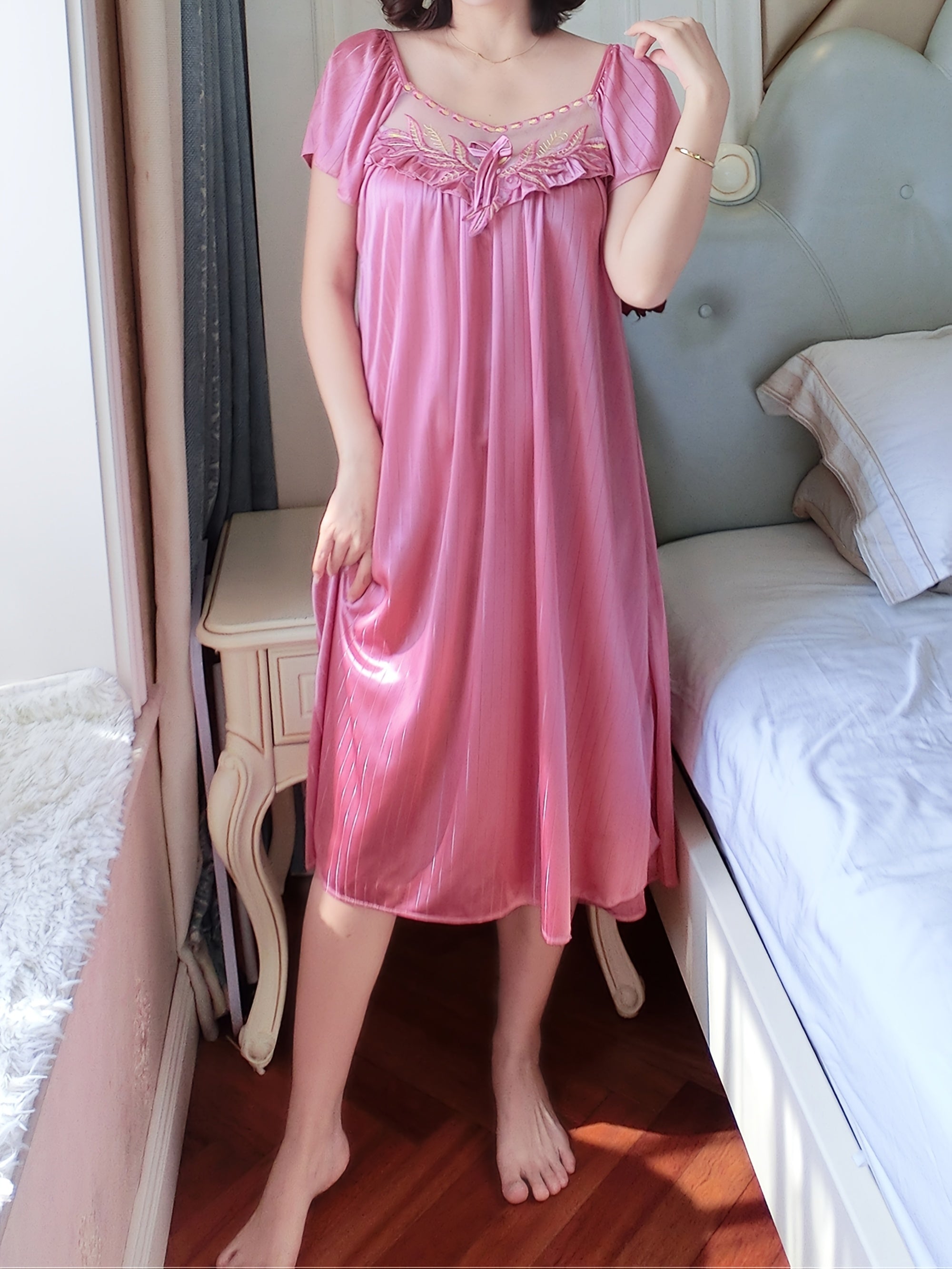 Plus Size Lace Nightgown for Women Solid Color Floral Short Sleeve Elegant Sleepwear