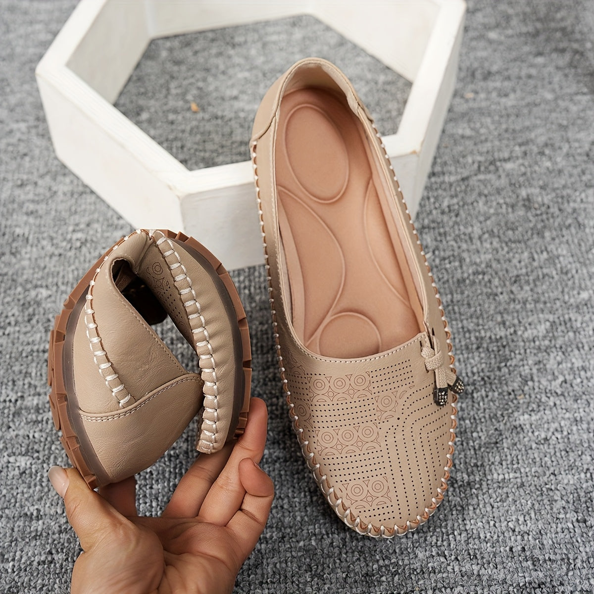 Women's Slip-On Ballet Flats with Bow Soft PU Upper Cushioned Sole