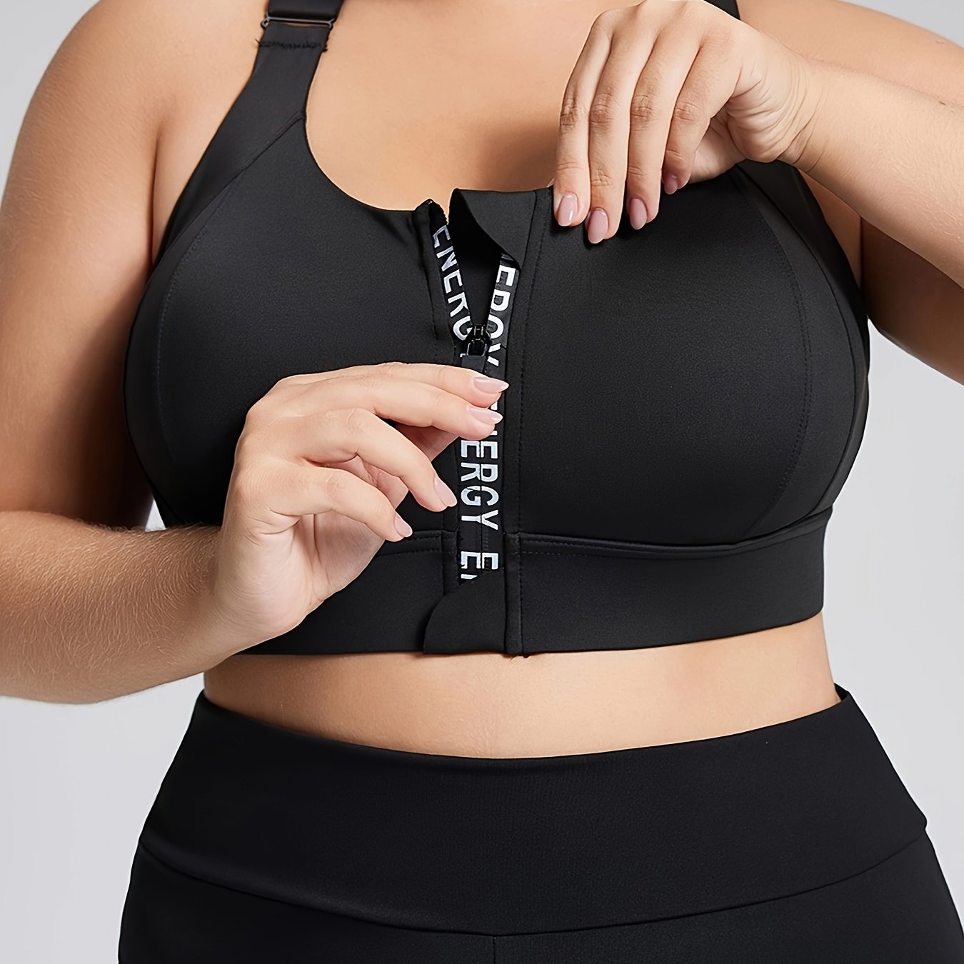 Plus Size Sport Bra With Zipper Letter Yoga Vest Adjustable Straps