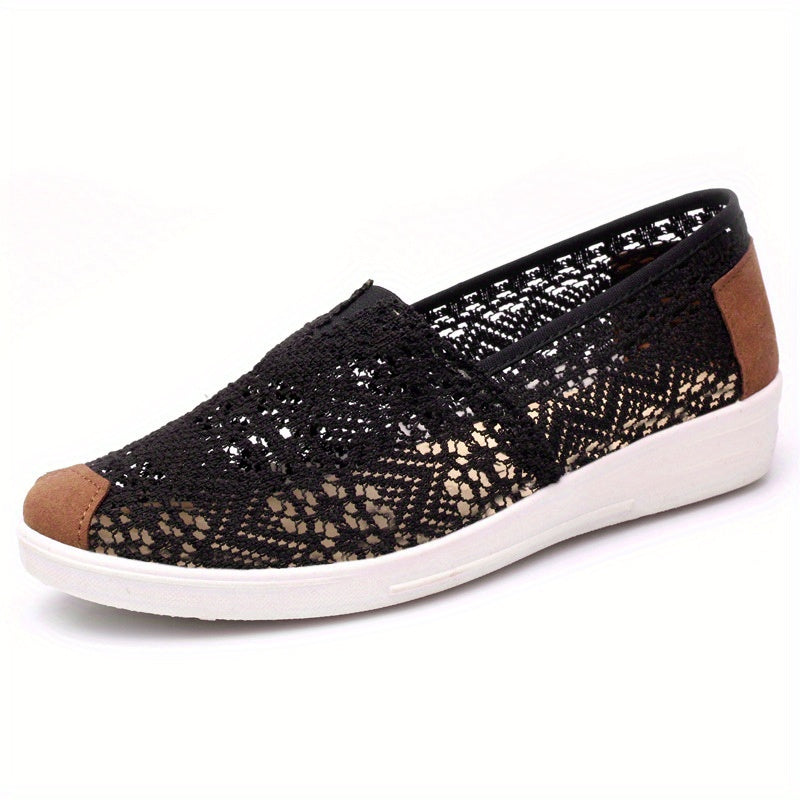 Middle-Aged Women's Flat Shoes Summer Hollow Slip-On Lightweight