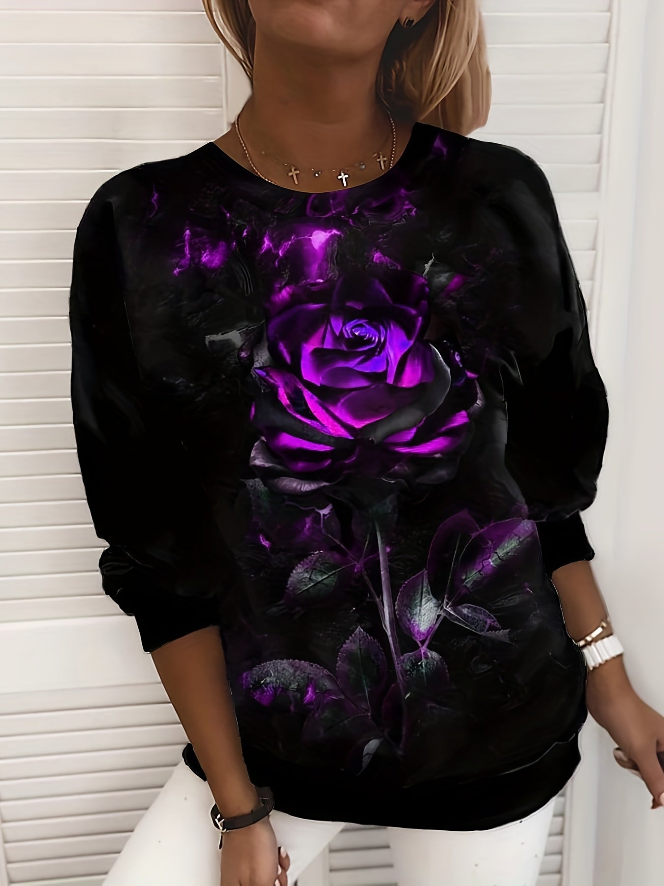 Sudadera de manga larga con estampado de rosa gótica para mujer de tallas grandes