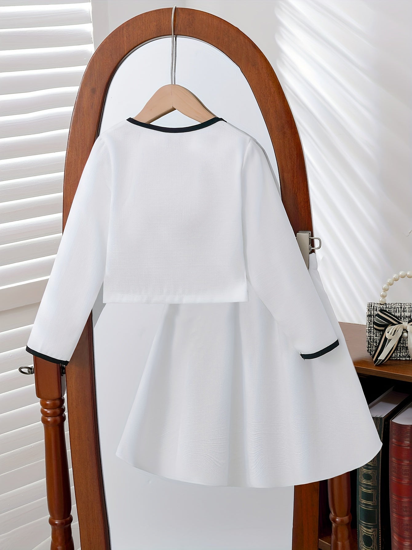 Girls Two-Piece Set with Tweed Top and A-Line Skirt for Spring and Fall