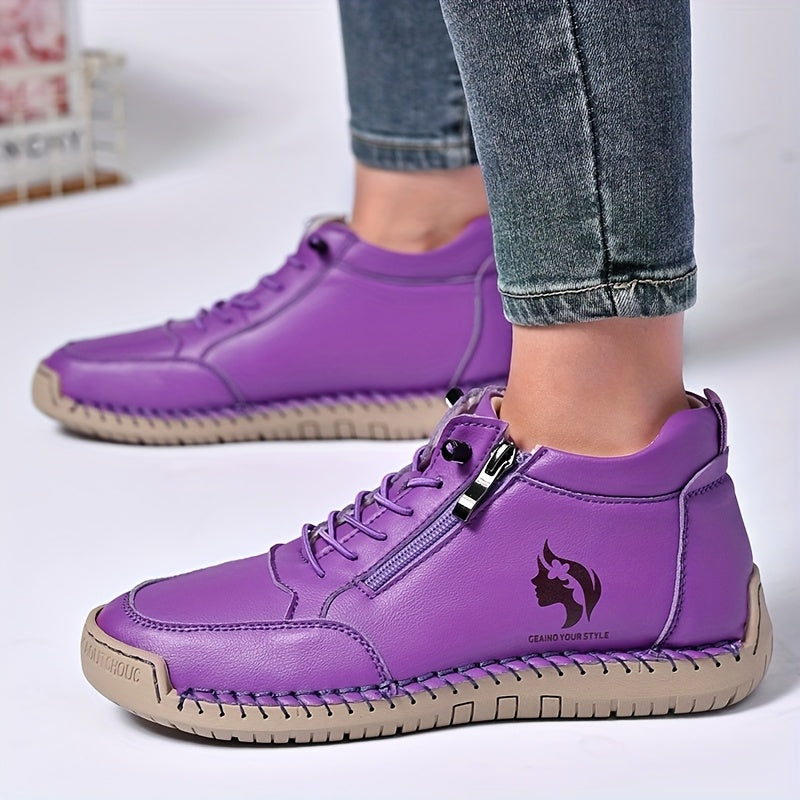 Ayollar uchun qo'lda tikilgan ish kiyimlari uchun yopiladigan mokasinlar, qora charm