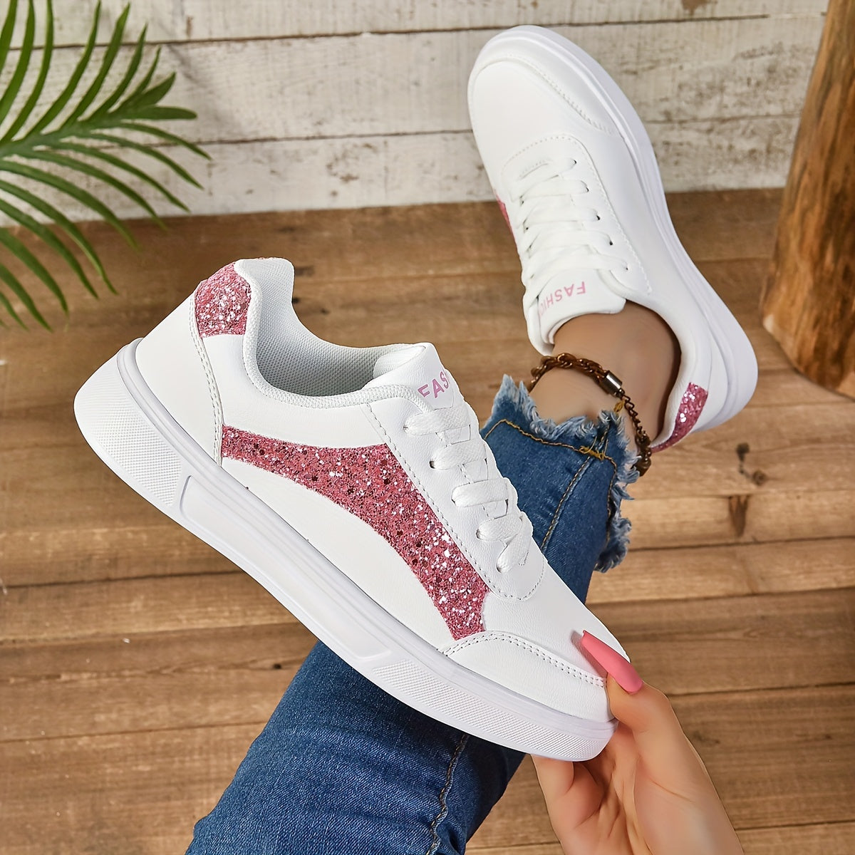 Women's White Glitter Sneakers Lightweight Lace-Up Low-Top Shoes