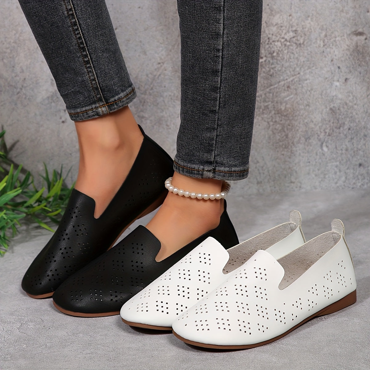 Ladies Flat Shoes Summer Breathable Microfiber Comfort Casual Flats