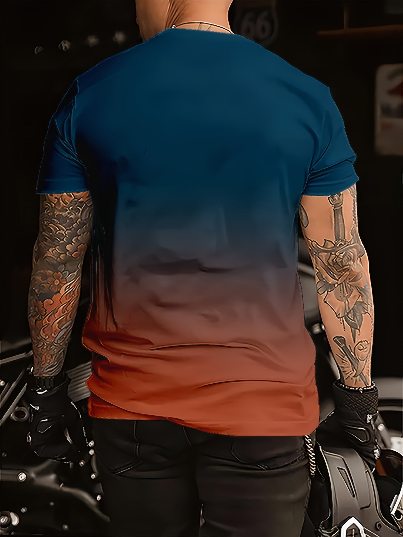 Erkaklar uchun nafas oladigan gradient rangli futbolka, "PARIS" yozuvi bilan, tasodifiy qulaylik uchun zamonaviy qisqa yeng.