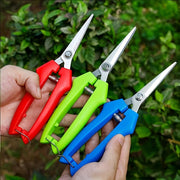 Stainless Steel Garden Shears for Effortless Cutting Classic Style No Battery Required