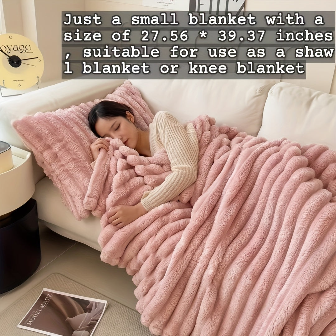 Luxurious Plush Fleece Blanket Cozy Throw for Sofa Lounge Soft Insulating