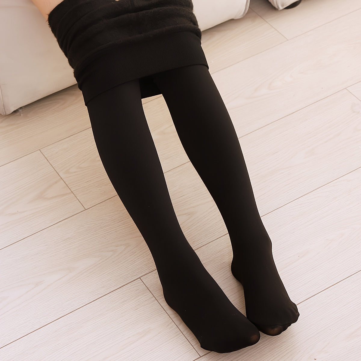 1 пара женских черных колготок с флисовой подкладкой - 220 г плотности, 88% трикотажная ткань с 12% спандекса, машинная стирка