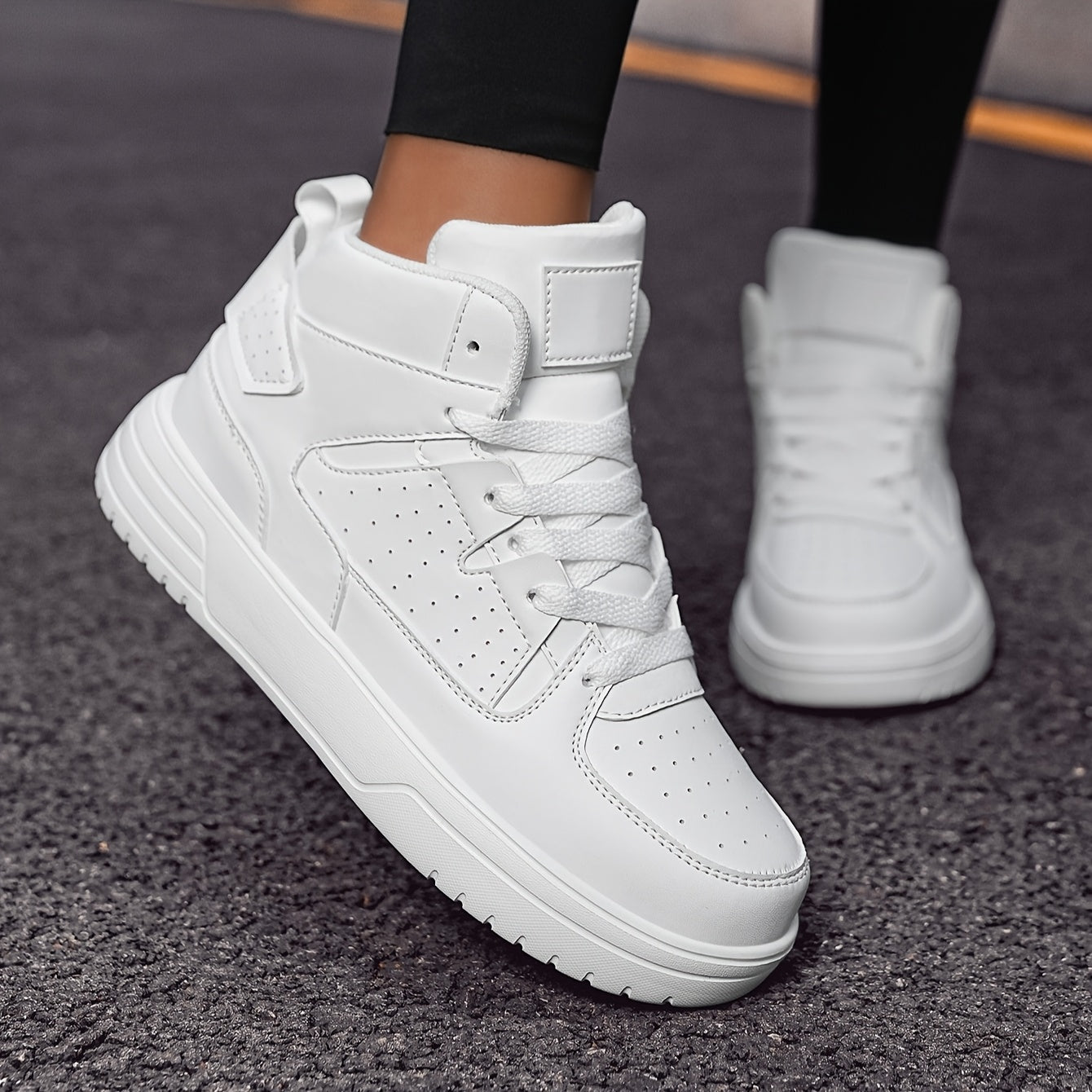 Women’s Casual High-Top Sneakers Breathable Lace-Up Sports Shoes