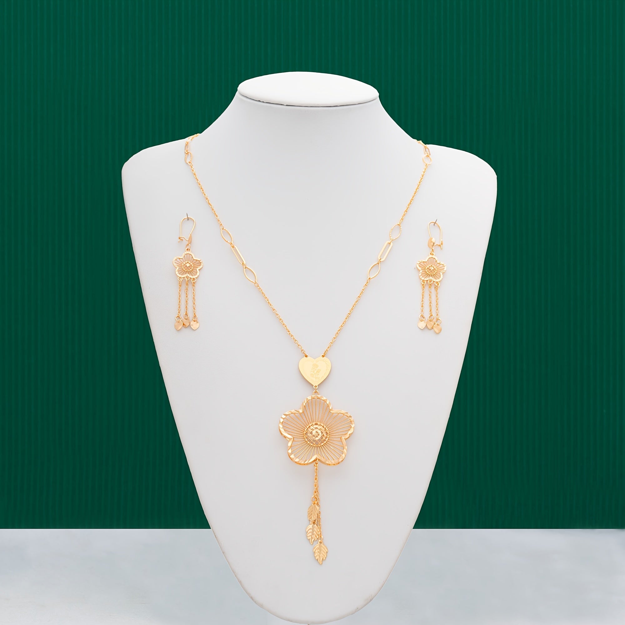 Jewelry Set 3-Piece Arabian Style Gold Flower Pendant Necklace Earrings for Ramadan Weddings Parties