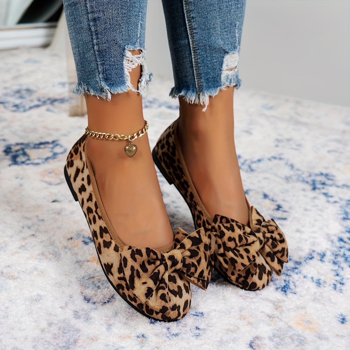 Ayollar uchun Leopard printli Mary Jane tufli, bog‘ichli qulay poyabzal