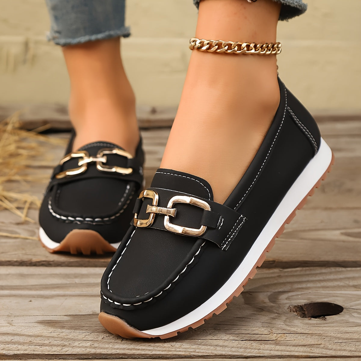 Women's Slip-On Loafers Solid Color Stain-Resistant All-Season Comfort