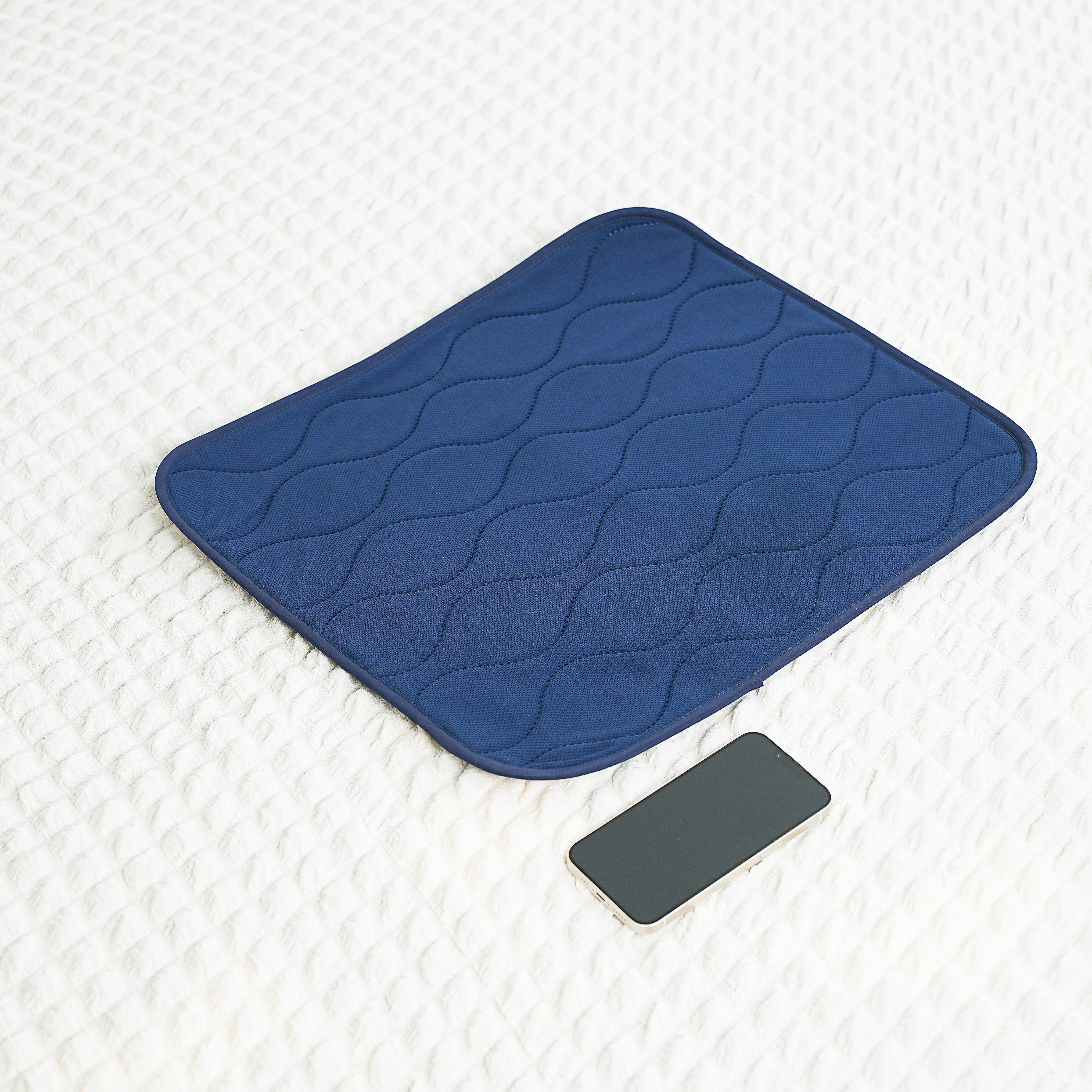 Washable Incontinence Pad for Elderly Microfiber Non-Slip Ultra-Absorbent Bed Protector