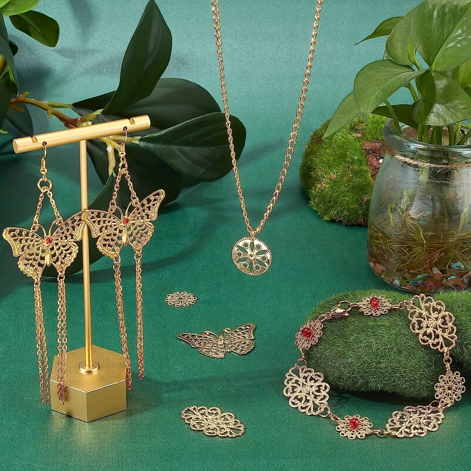 Set of 50g Alloy Charms with Carved Flower and Leaf Designs for Jewelry Making