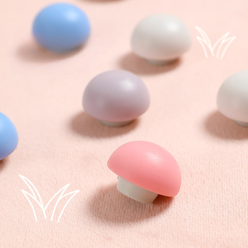 Set of 8 Bed Sheet Fastener Clips with One-Button Unlock Anti-Slip Duvet Cover and Blanket Holders