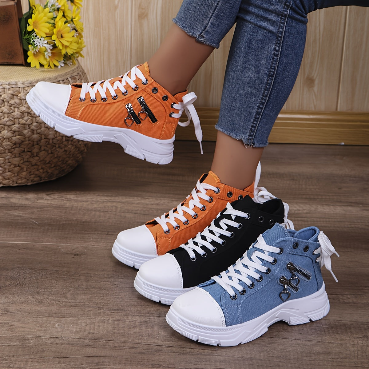 Women's Casual Lace-Up Sneakers Breathable Fabric All-Season Comfort