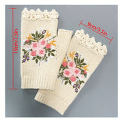 Women's Touchscreen Gloves with Retro Floral Knitted Embroidery and Hook Edge Detail