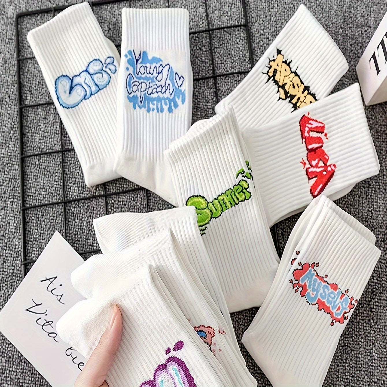 Men's Crew Socks 9 Pairs Graffiti Pattern Anti-Odor Sweat-Absorbing Breathable