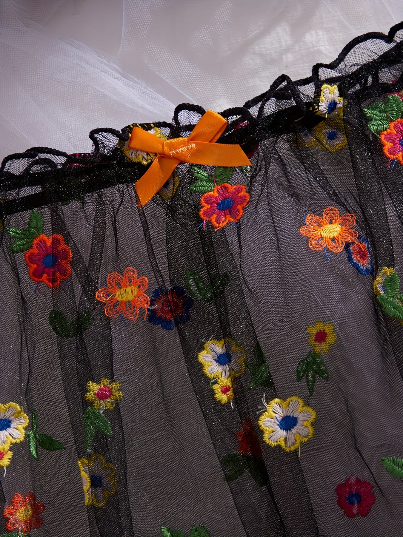 Women's Embroidered Flower Pattern Lingerie Set Erotic Fashion Charm Design