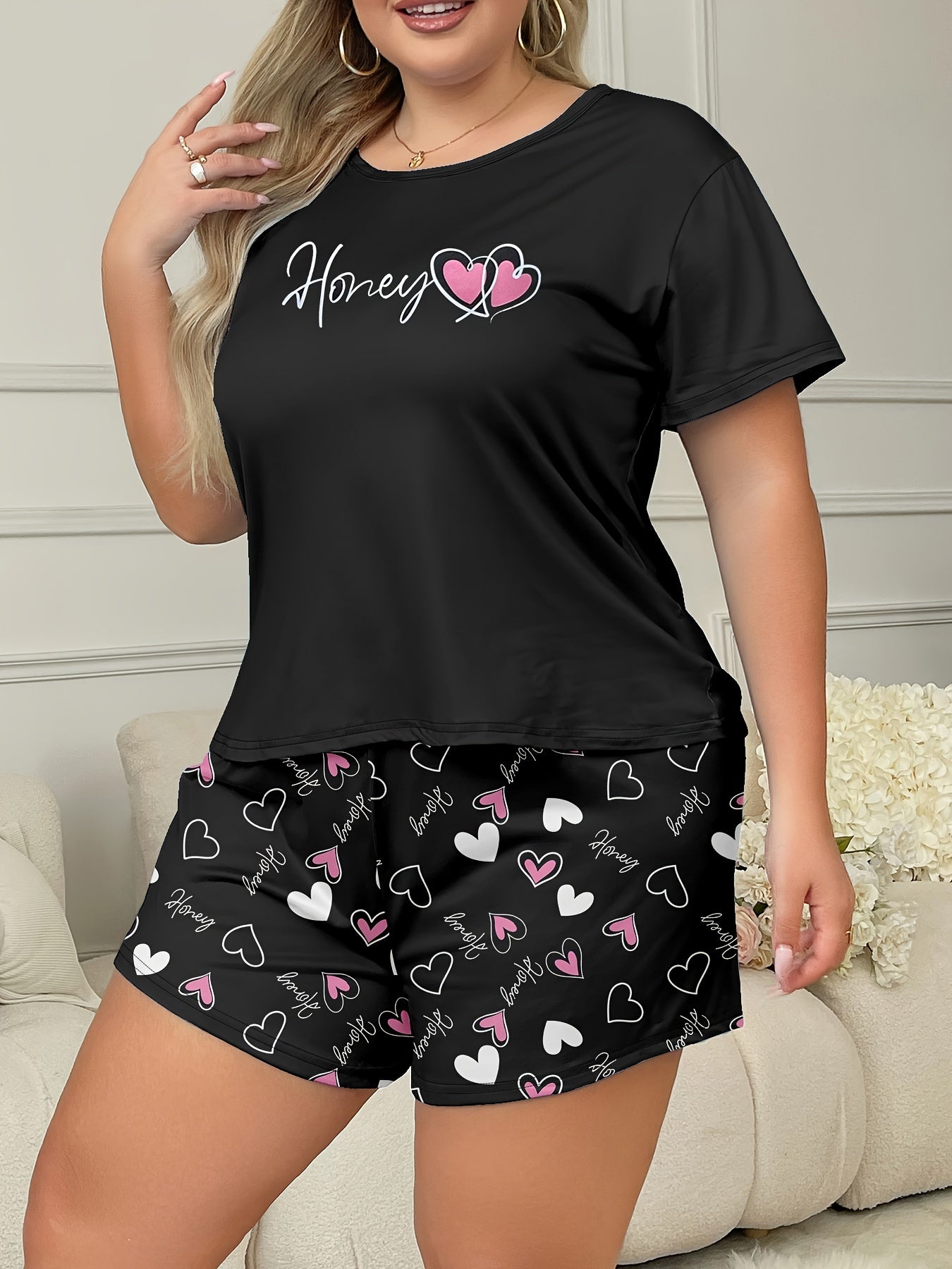 Plus Size Women's Casual Pajama Set Heart Letter Print Short Sleeve T-Shirt and Shorts Sleepwear