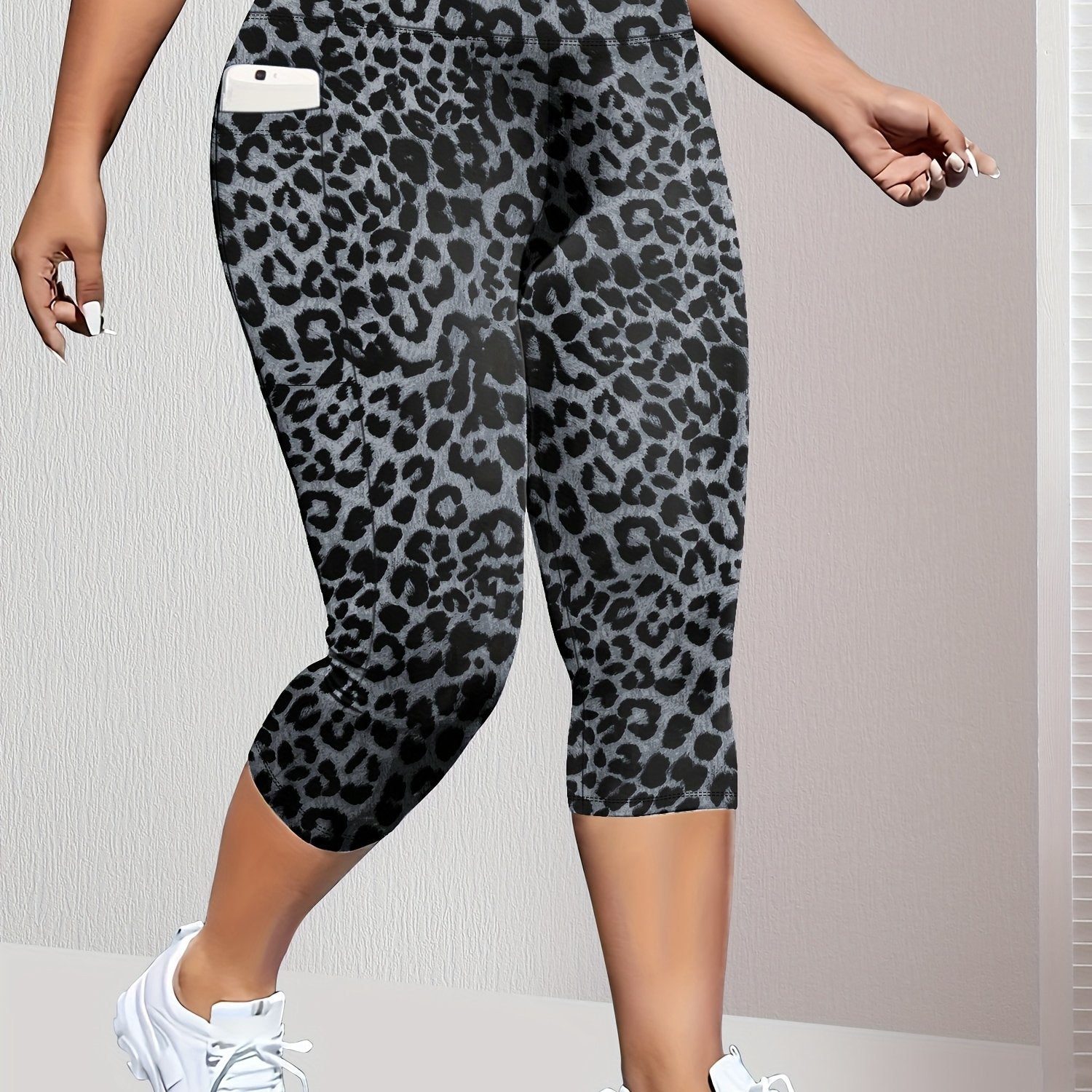 Plus Size High-Waisted Leopard Print Capri Pants Stretchy Casual Skinny Jeans