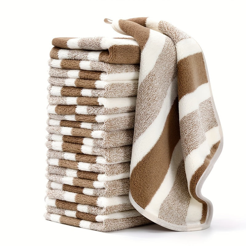 Большой квадратный набор полотенец из 12 штук, 29,97 см * 29,97 см, ультра экономичный, супер впитывающий и быстро сохнущий, с удаляющими пятна свойствами.