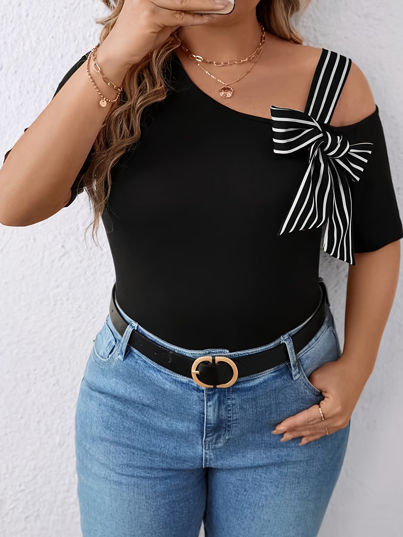 Plus Size Women's Black Asymmetrical One-Shoulder T-Shirt with Bow
