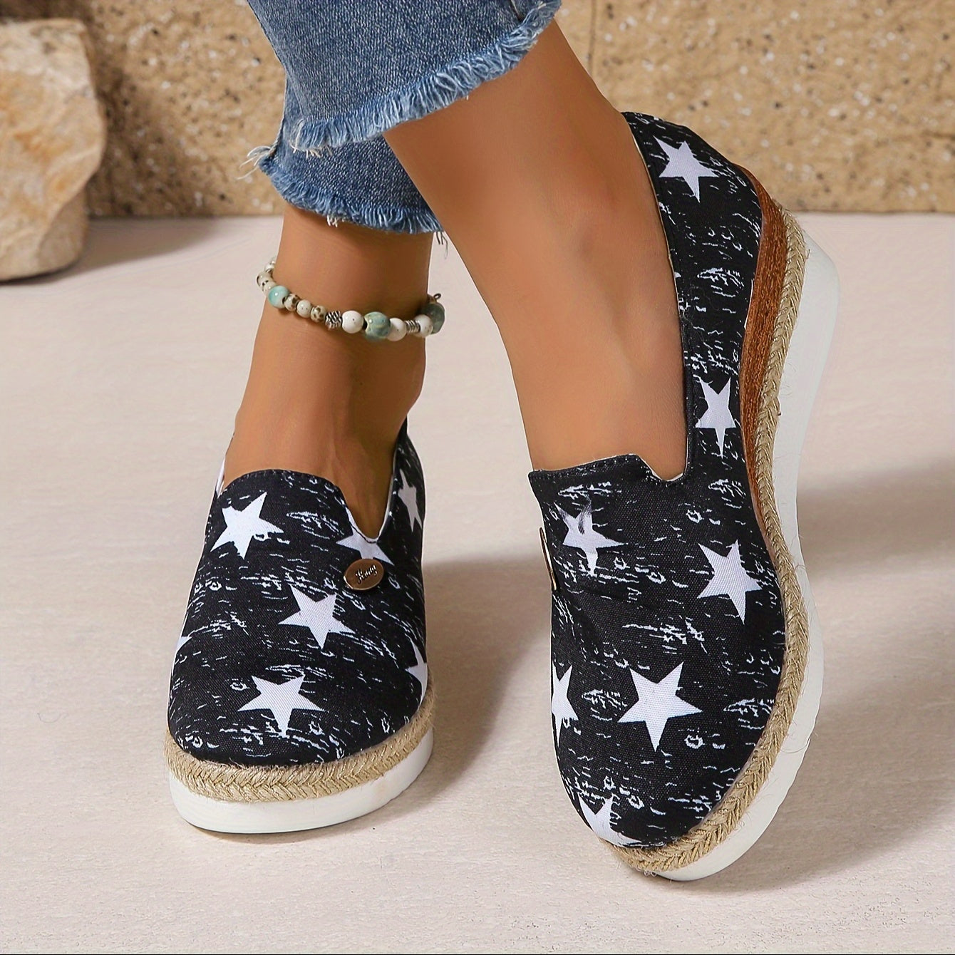 Plus Size Women's Slip-On Loafers With Cushioned Sole and Breathable Fabric