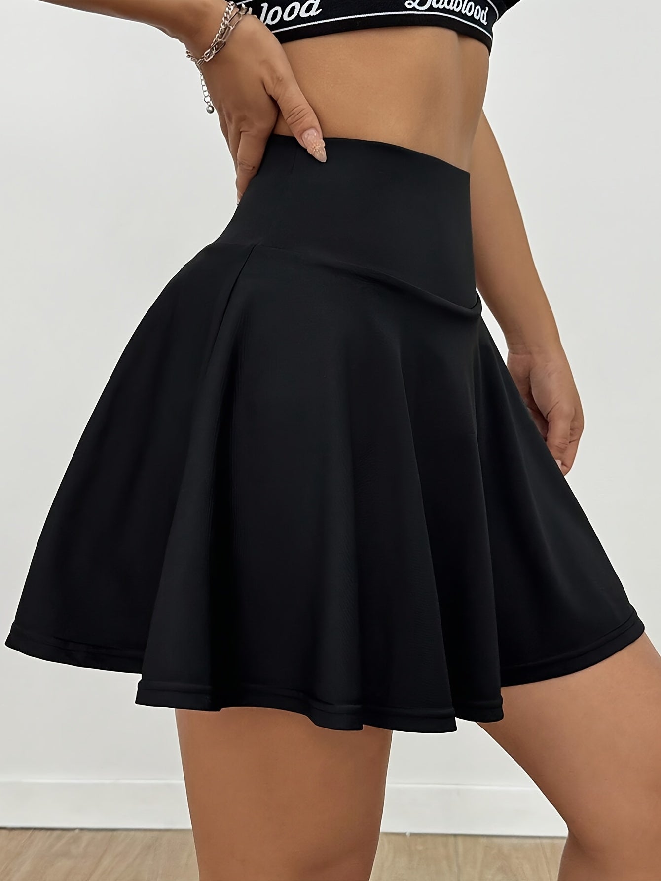 Women’s Plus Size Black High-Waisted Mini Skirt with Pockets