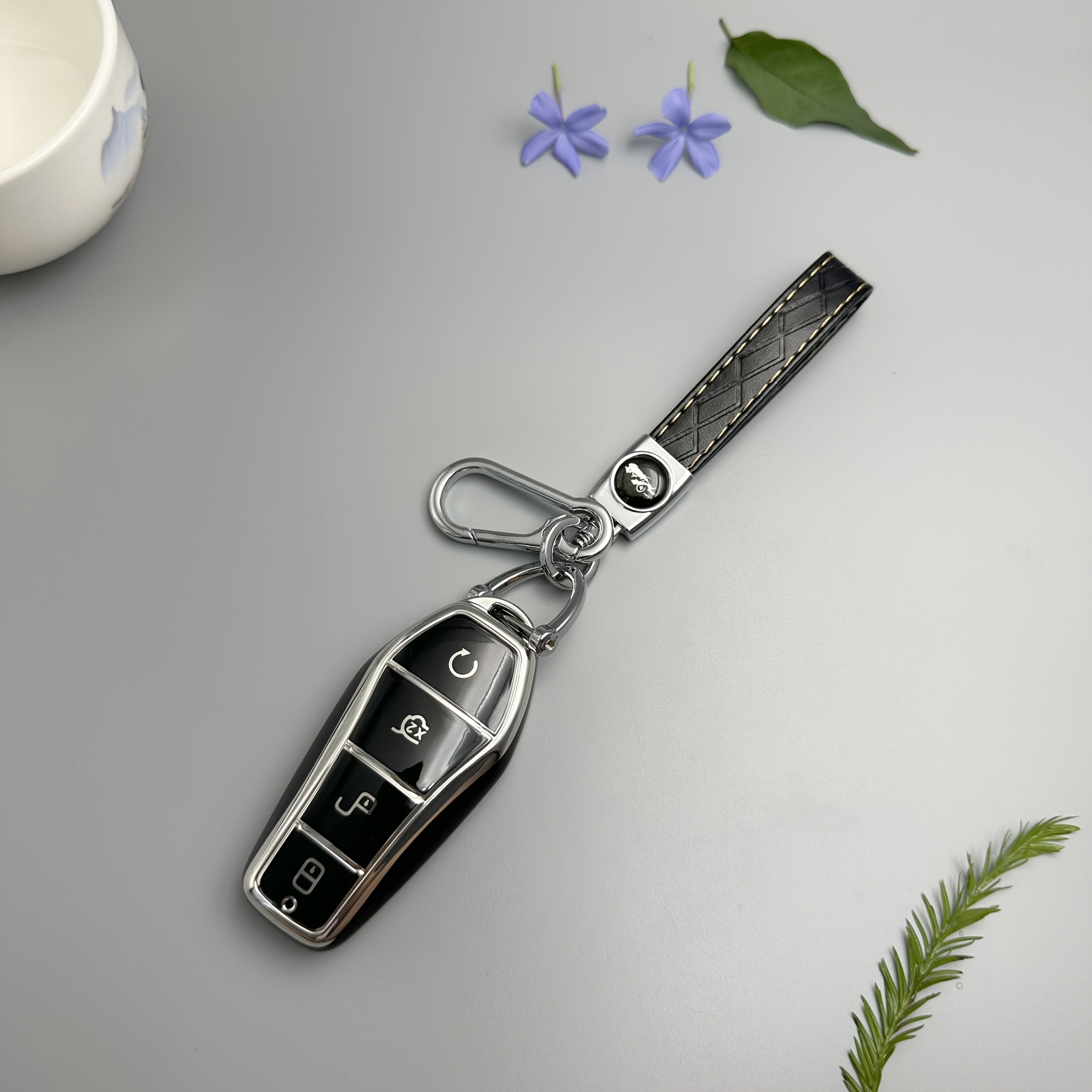 High-Quality TPU Remote Key Fob Cover Shell for Car with Keychain