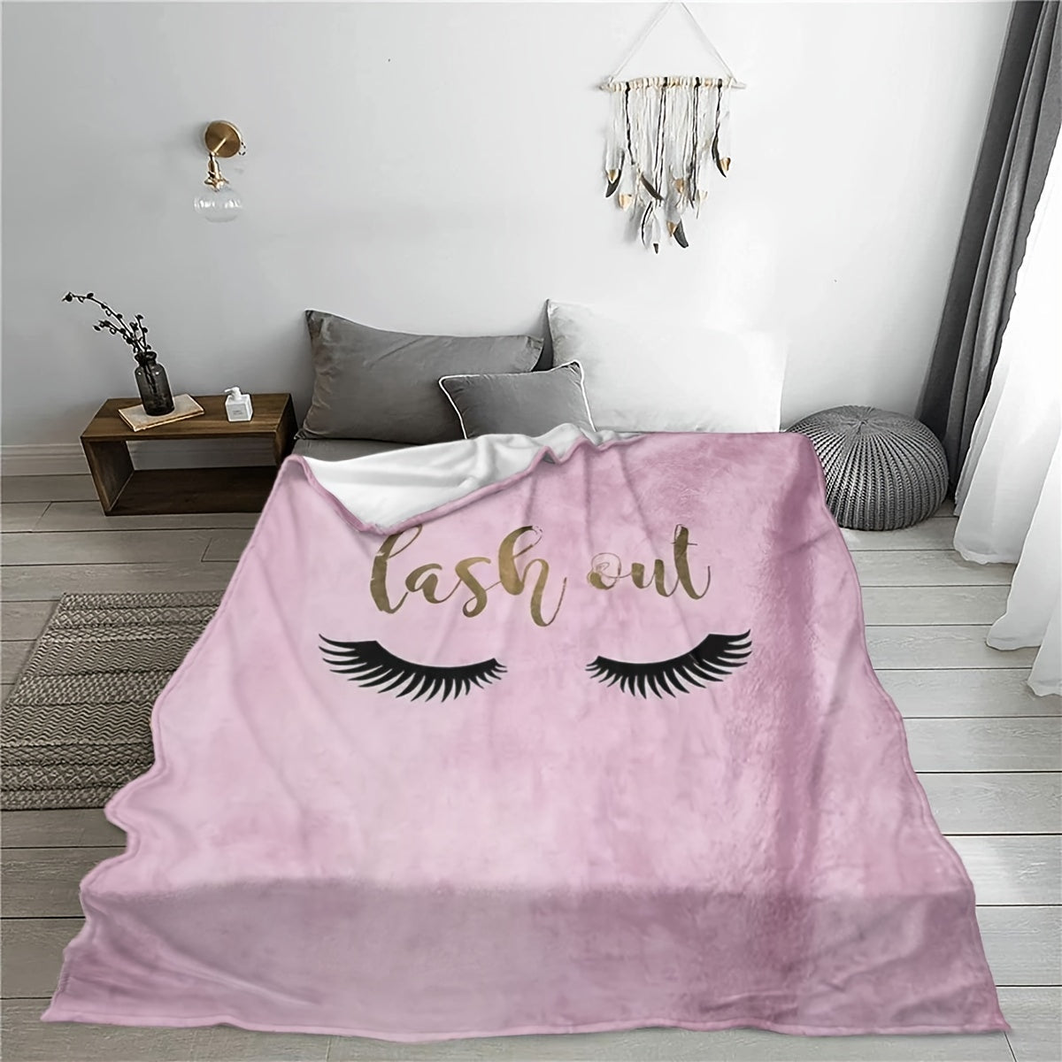 Pink Flannel Throw Blanket with Eyelash Print for Girls Women Moms All-Season Cozy Bed Sofa Chair