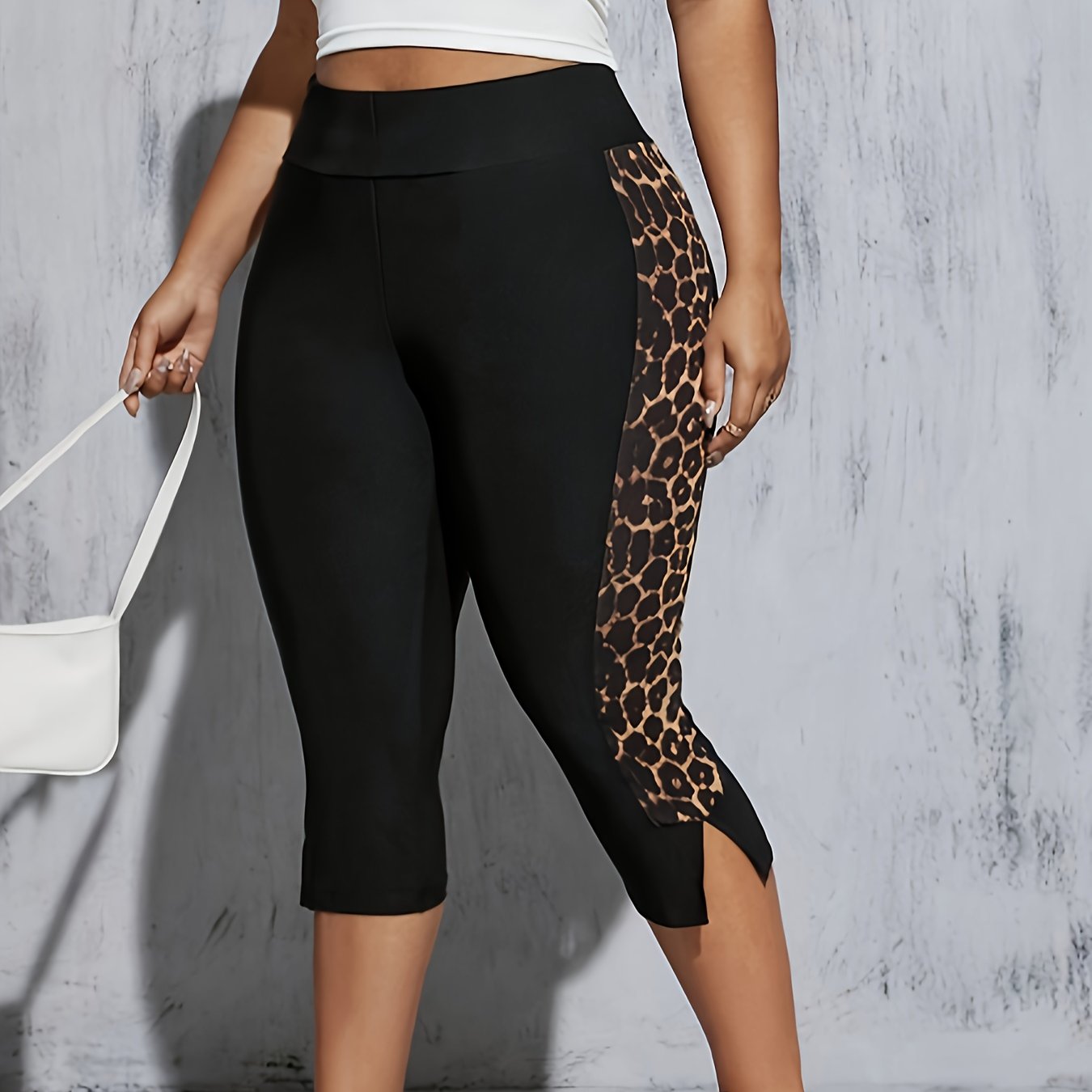 Plus Size Women's High-Waisted Leopard Print Leggings 7/8 Length Capri