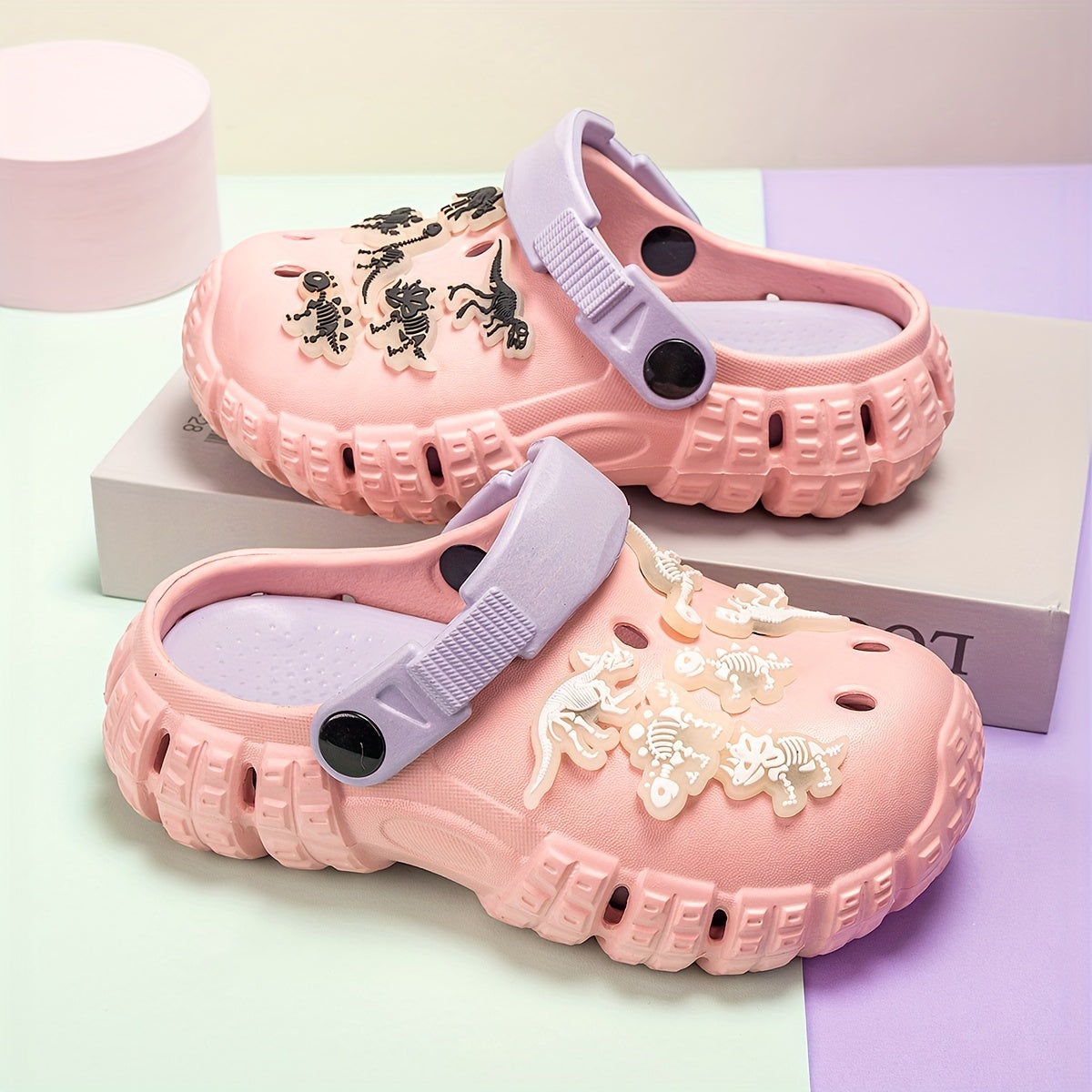 Kids Glow-in-the-Dark Dinosaur Clogs Breathable EVA Indoor Outdoor Casual Shoes for Boys and Girls