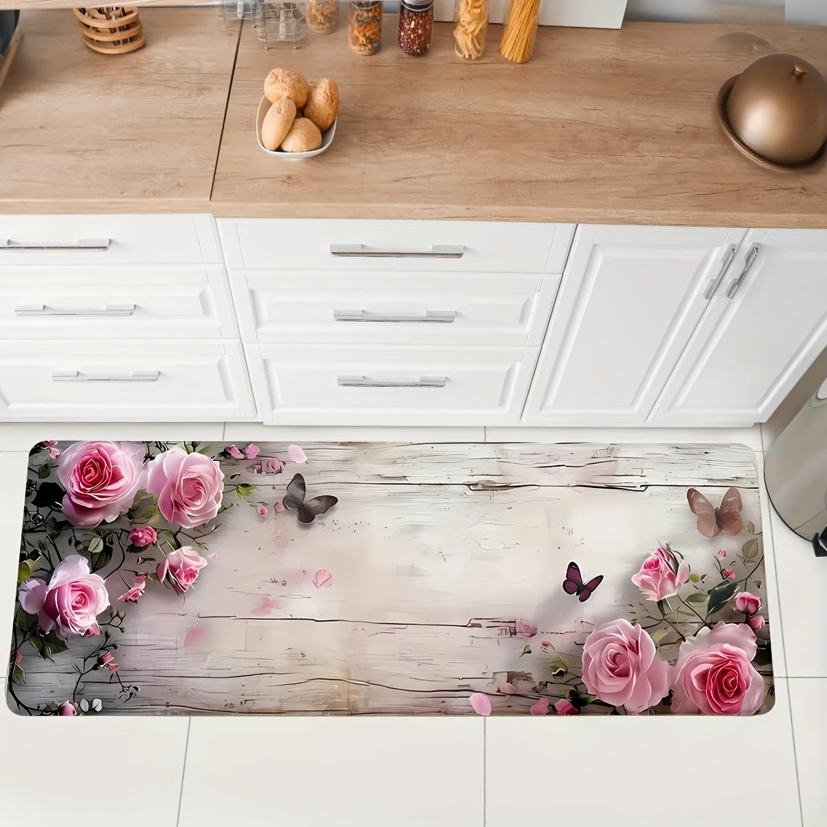 Gul dizayni bilan to‘g‘ri burchakli sirpanmaydigan polyester gilamcha - oshxona, ofis, kirish joyi, yashash xonasi, yotoqxona yoki kir yuvish xonasi uchun - qulaylik va charchamaslik uchun mashinada yuviladigan ichki eshik to‘shagi, PVC orqa qismi bilan.