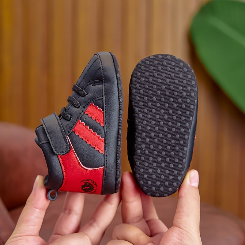 Uniseks chaqaloq krossovkalari, sozlanadigan tasma yopilishi, PU yuqori qismi, yumshoq mato tagligi, yoz/qish uchun sirpanmas - har kuni kiyish uchun mukammal.