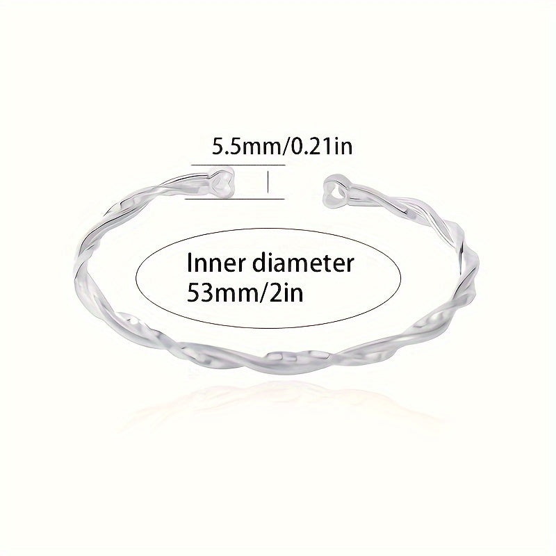 Women's Silver Twisted Möbius Band Bracelet with White Gold Plating and Zirconia