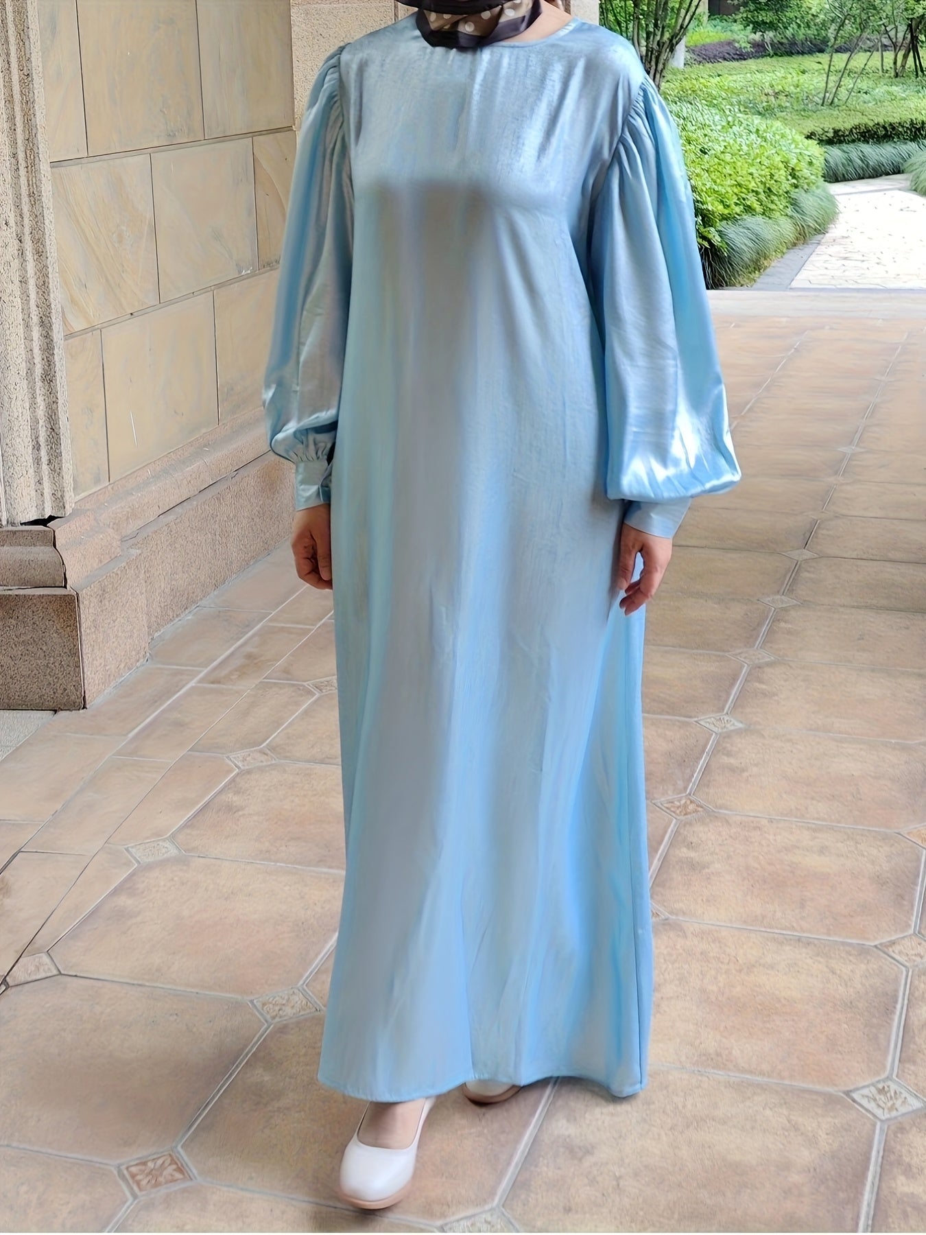 Элегантное платье-кафтан для женщин больших размеров с мерцающим эффектом и длинными рукавами