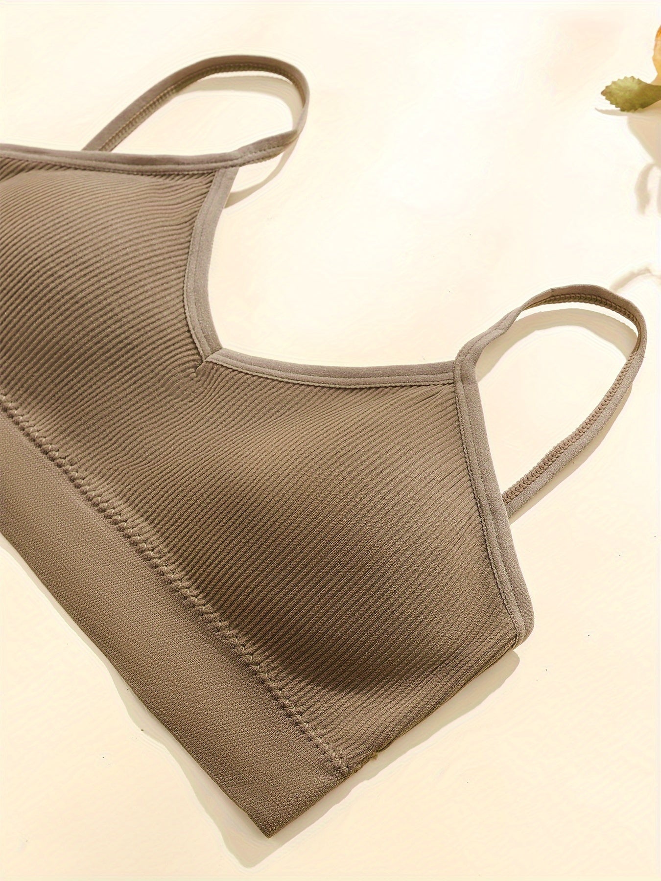 Besh rangli tasodifiy ichki kiyim