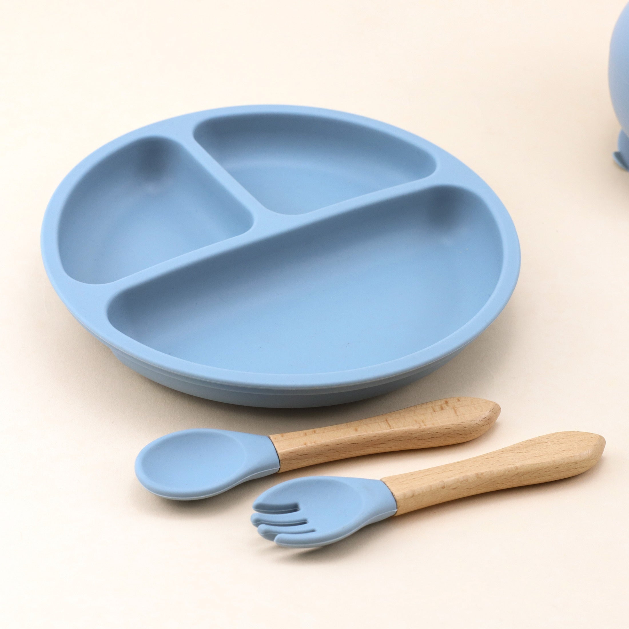 Kids Feeding Set 7 Pieces Silicone Bib Water Cup Teething Plate Suction Bowl Wooden Spoon Fork Red