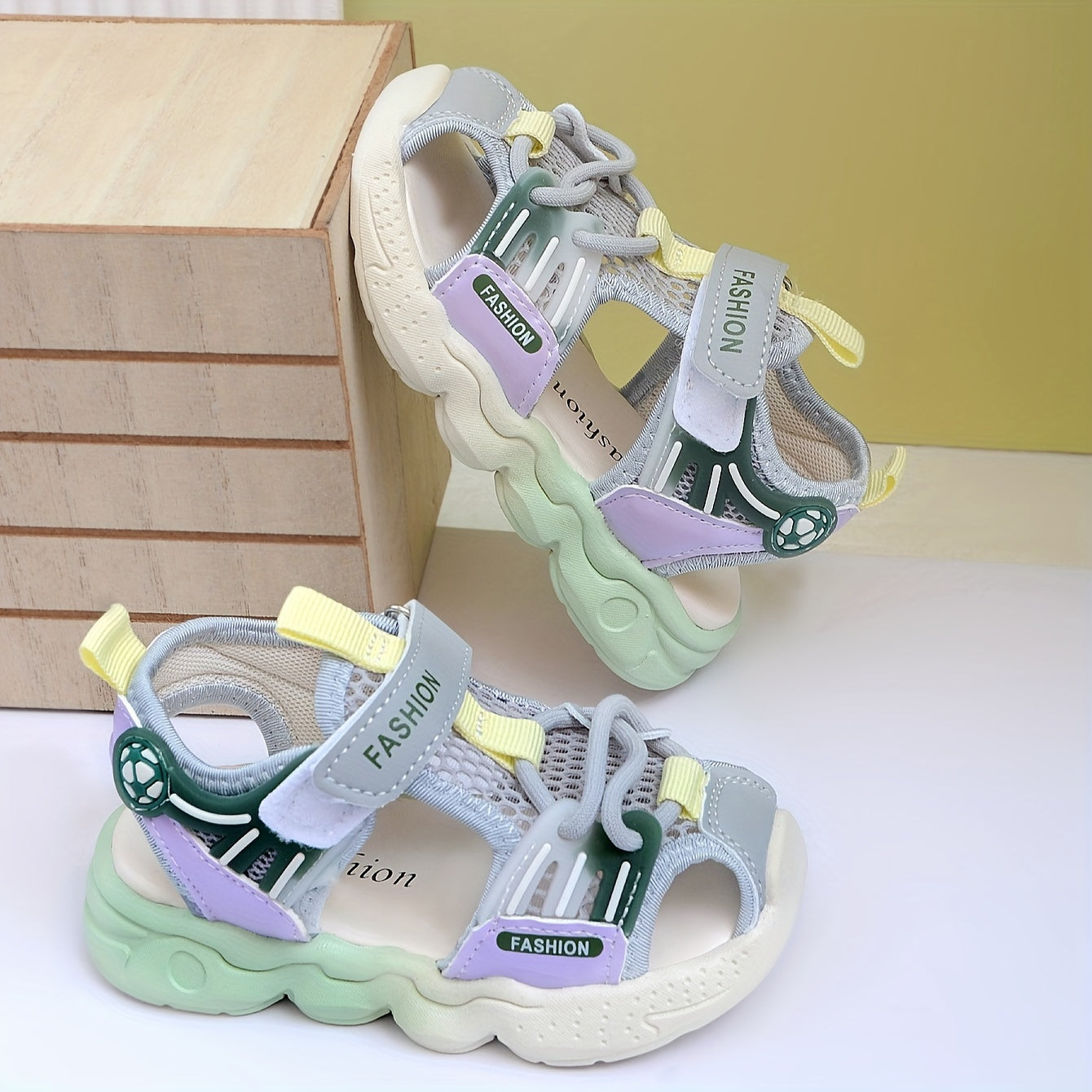 Kids Breathable Mesh Sandals with Secure Fastening for Summer