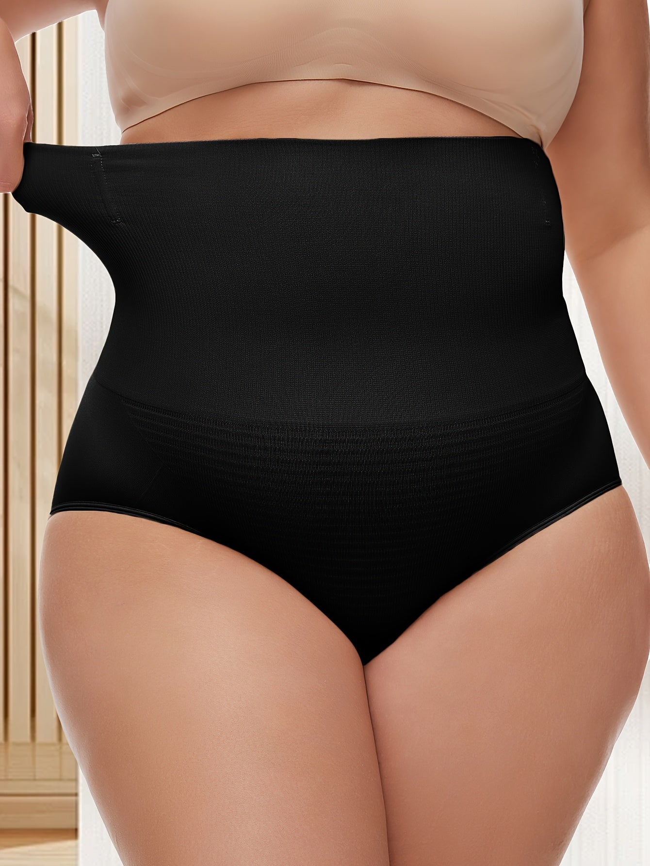 Women's Seamless Nylon-Elastane Shaping Panties Tummy Control Black