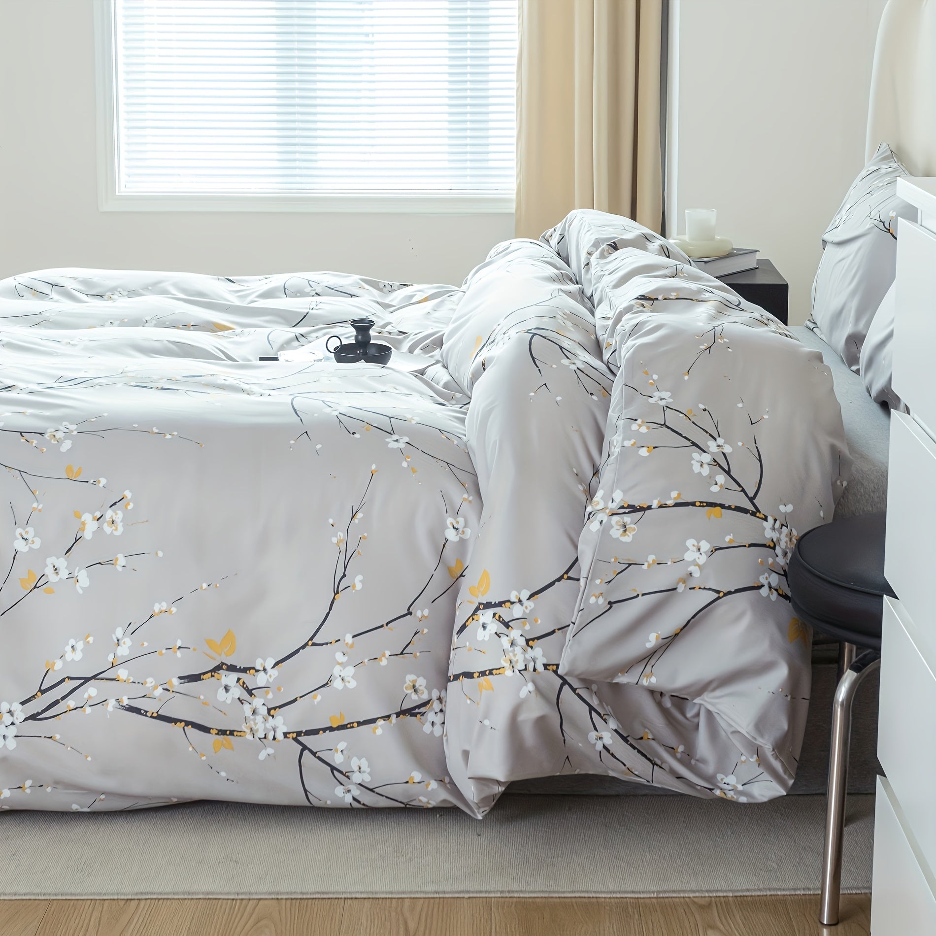 Flower Print Duvet Cover Set with Pillowcases Soft Bedding for Bedroom or Guest Room