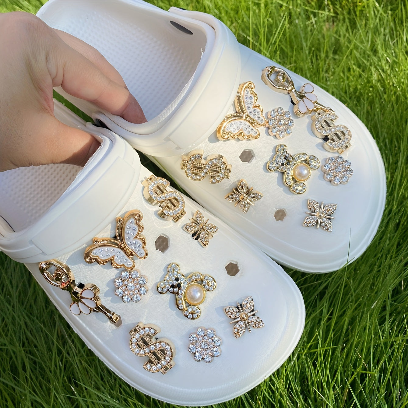 Kids Plastic Bling Shoe Charms Set Removable Animal and Insect Wing Accessories