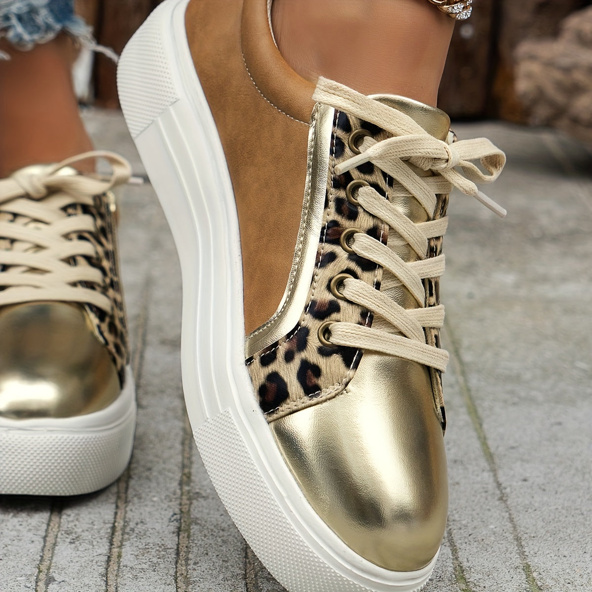 Women Casual Lace-Up Low-Top Shoes Black Comfort Sneakers